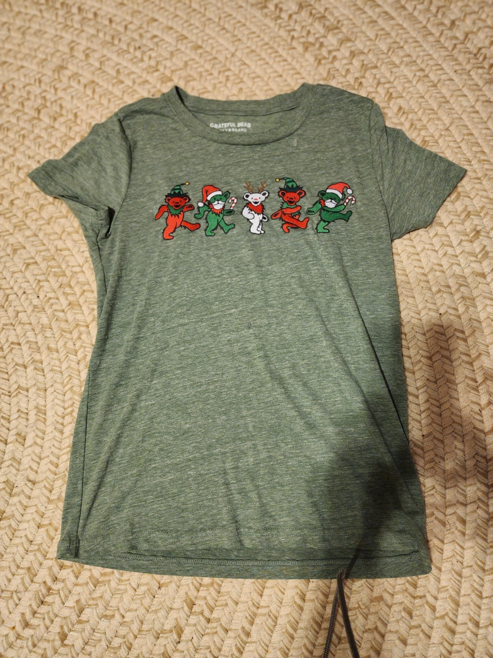 Grateful Dead x Lucky Brand WOMENS XS Green Holiday Dancing Bears Tee